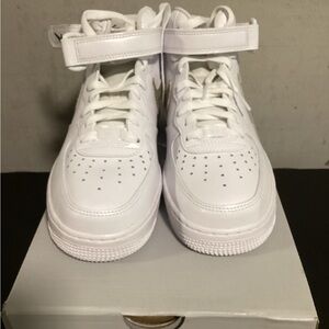 Women’s Air Force 1 ‘07 Mid